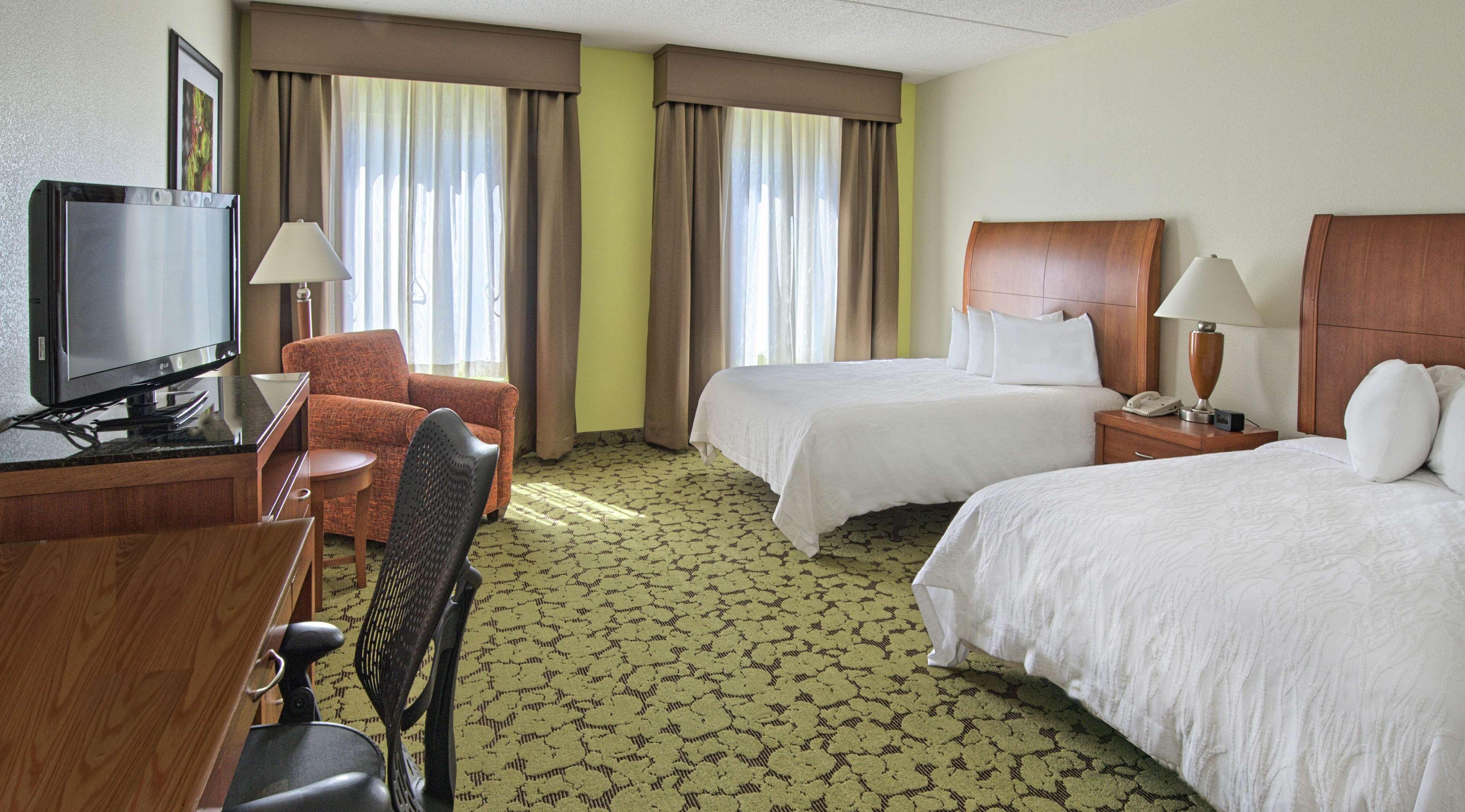 Hilton Garden Inn Huntsville/Space Center Экстерьер фото
