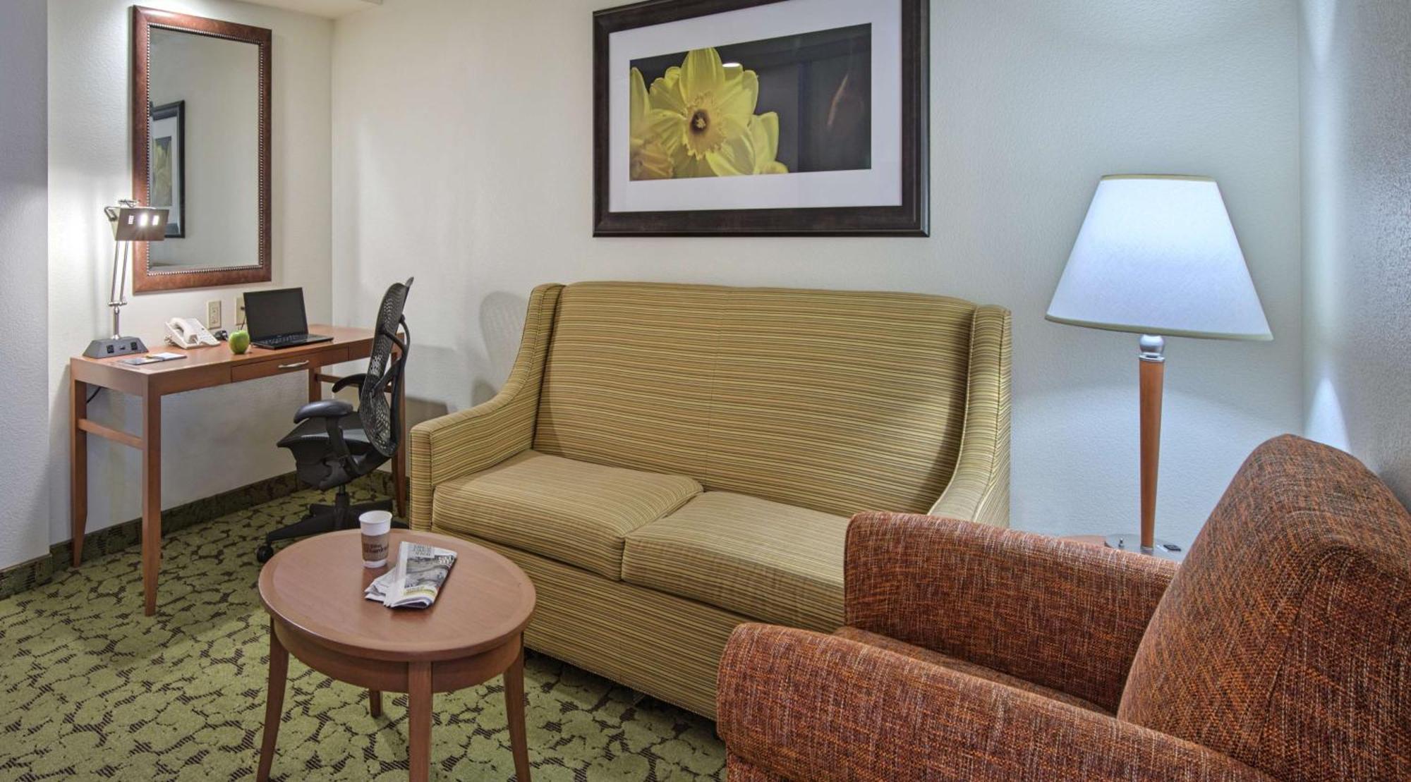 Hilton Garden Inn Huntsville/Space Center Экстерьер фото