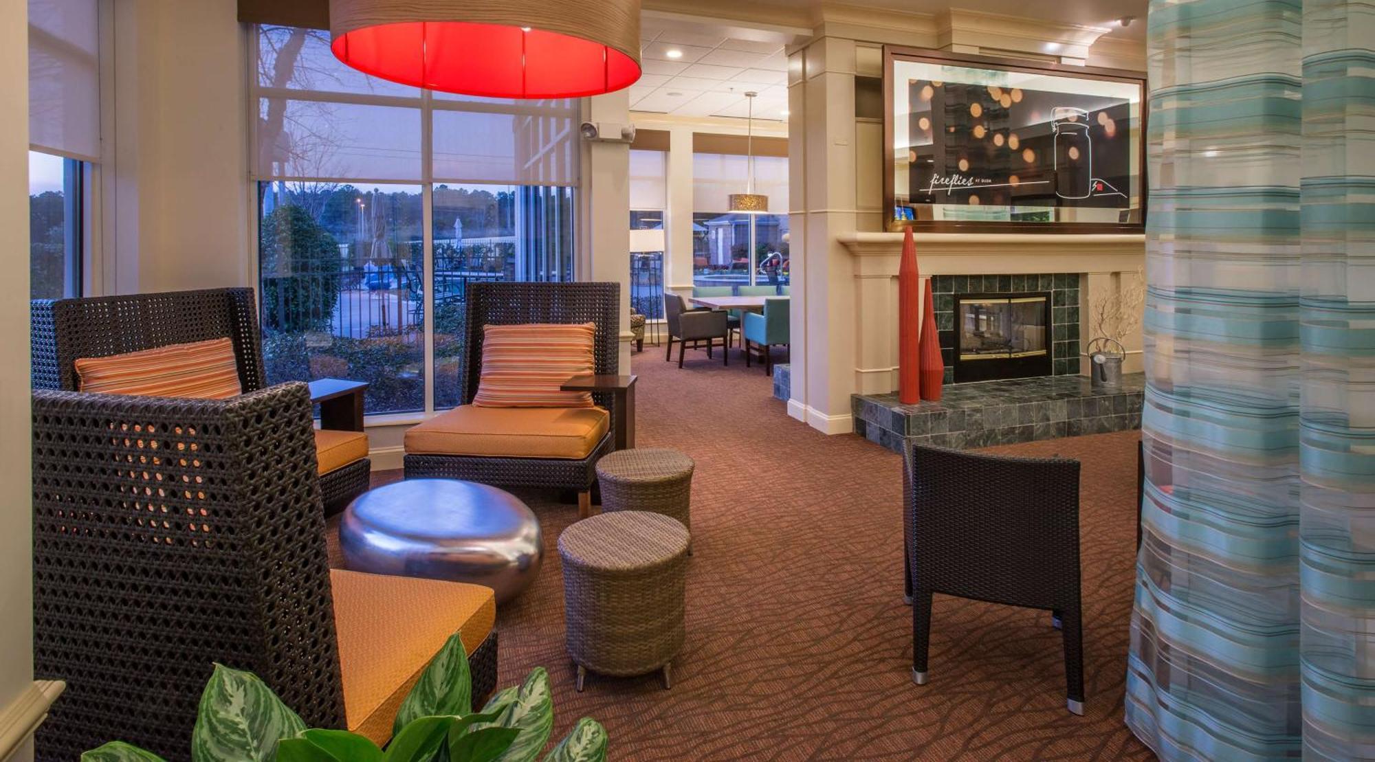 Hilton Garden Inn Huntsville/Space Center Экстерьер фото